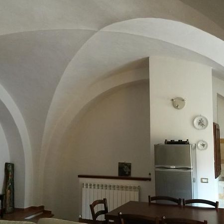 Residenza Le Volte Degli Angeli Apartment Спело Екстериор снимка